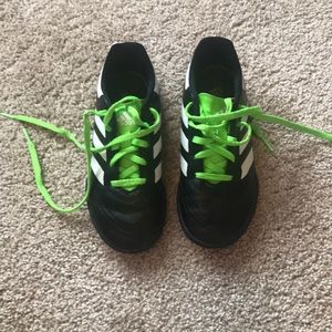 Youth Adidas Indoor Soccer Cleats